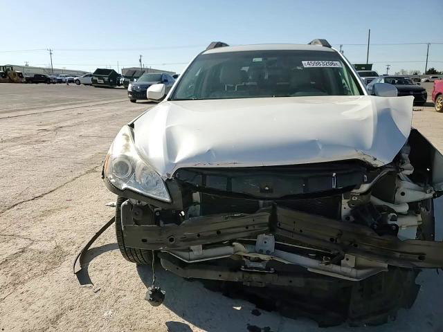 Subaru Outback 2012