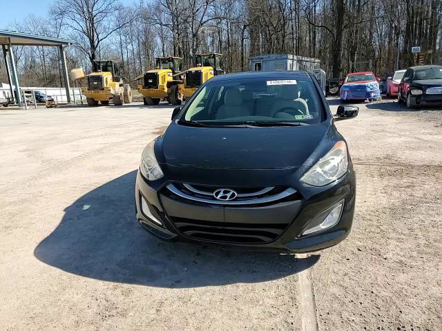 Hyundai Elantra 2013