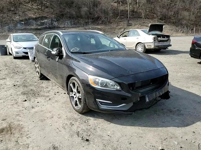 Volvo V60 2015