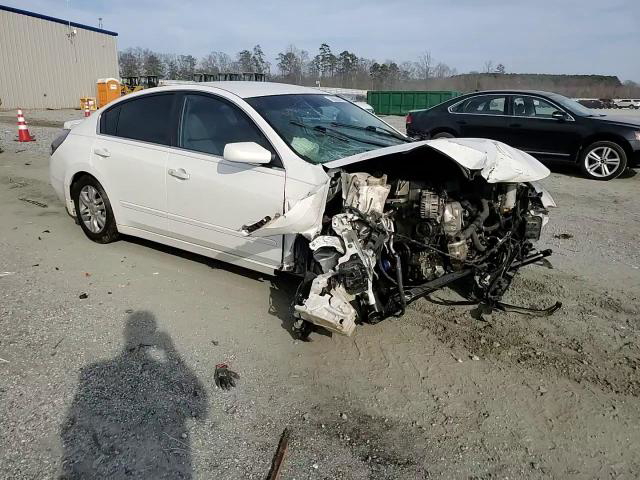 Nissan Altima 2012