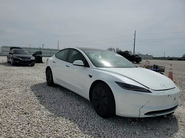 Tesla Model 3 2025