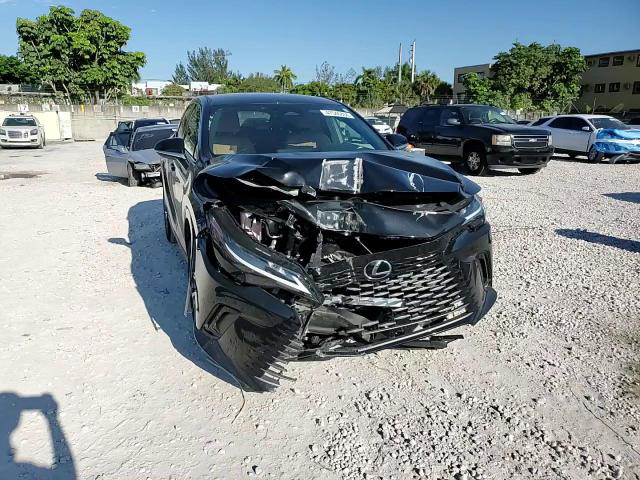 Lexus RX 2025