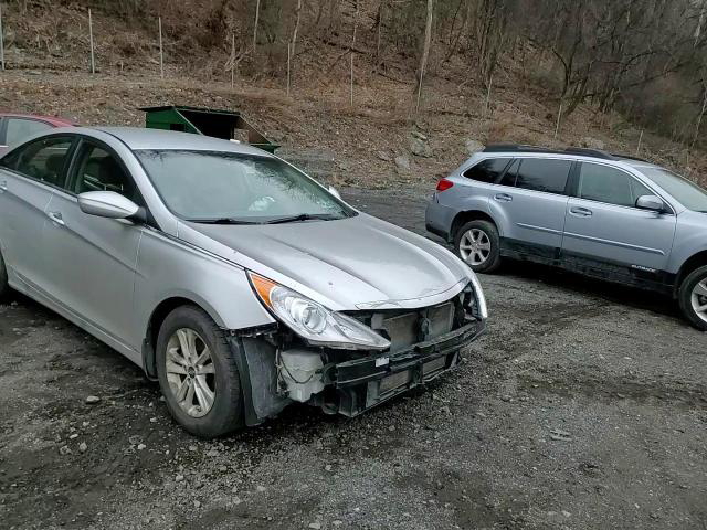 Hyundai Sonata 2012