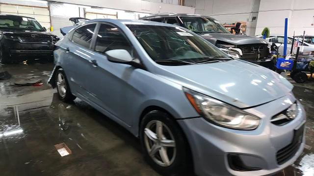 Hyundai Accent 2012