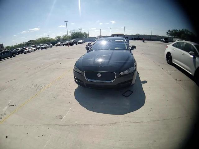 Jaguar XE 2017