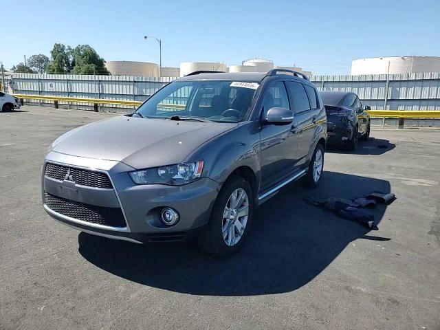 Mitsubishi Outlander 2012
