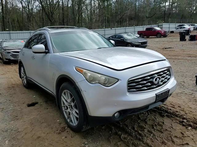 Infiniti FX 2010