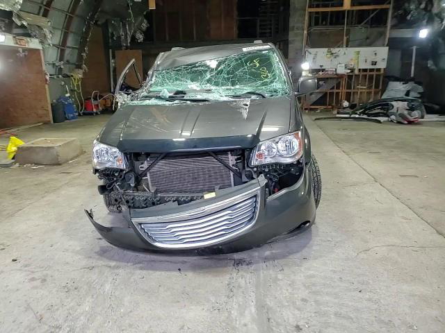 Chrysler Voyager 2016