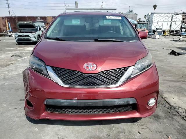 Toyota Sienna 2015