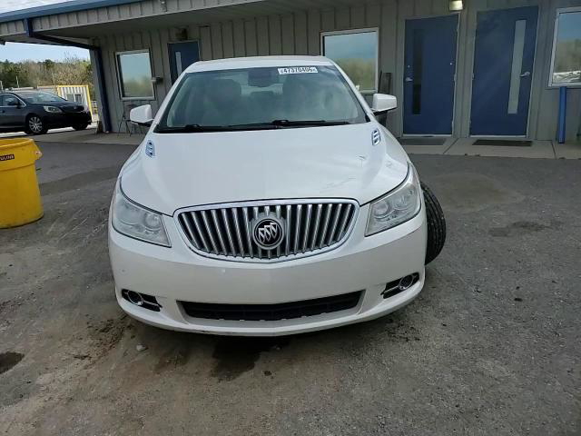 Buick LaCrosse 2011