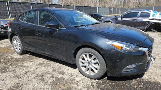 Mazda 3 2018