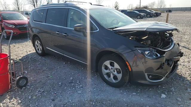 Chrysler Pacifica 2018