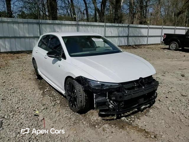 Volkswagen Golf 2025