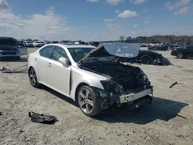Lexus IS 2011