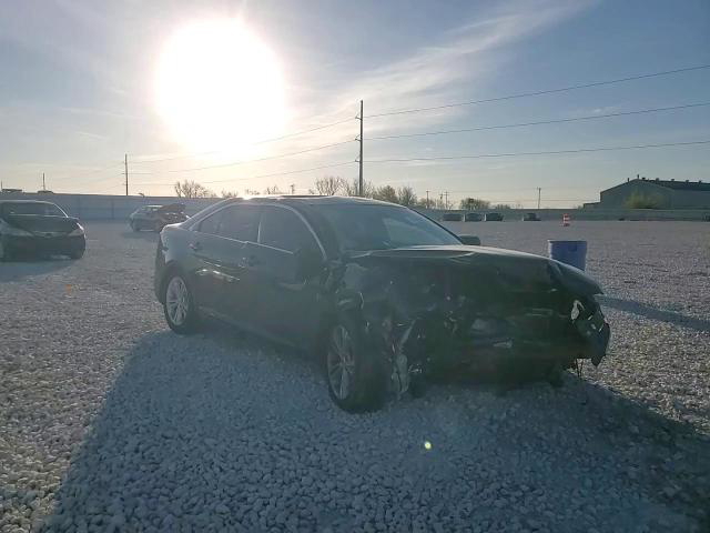 Ford Taurus 2016