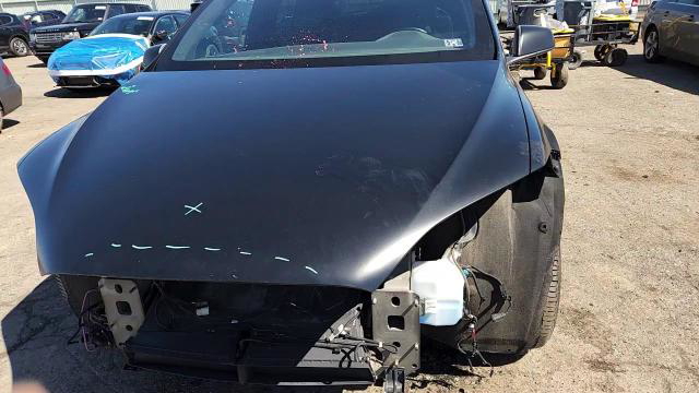Tesla Model X 2016
