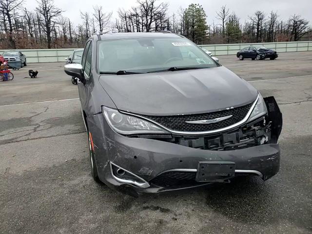 Chrysler Pacifica 2017