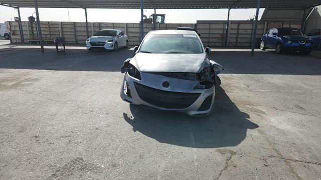 Mazda 3 2011