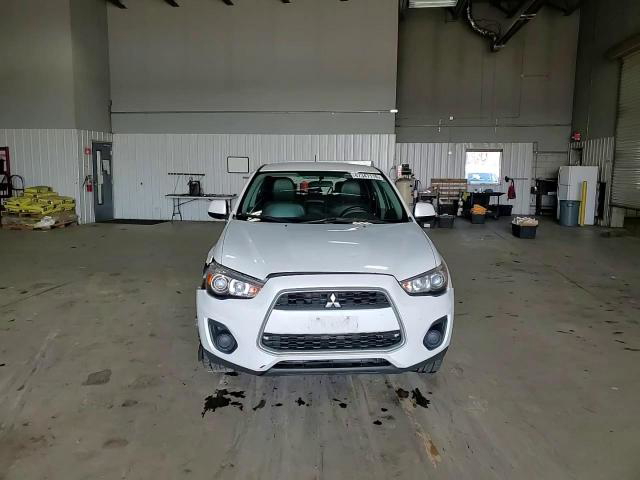 Mitsubishi Outlander 2015