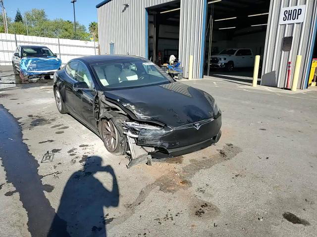 Tesla Model S 2017