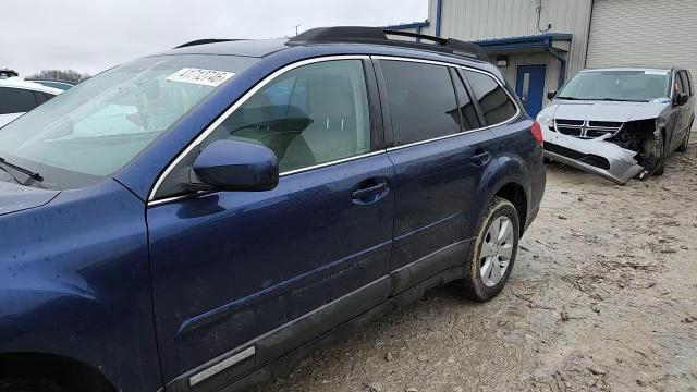 Subaru Outback 2011