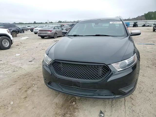 Ford Taurus 2017