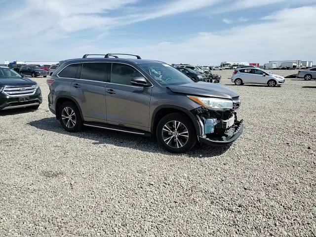 Toyota Highlander 2016