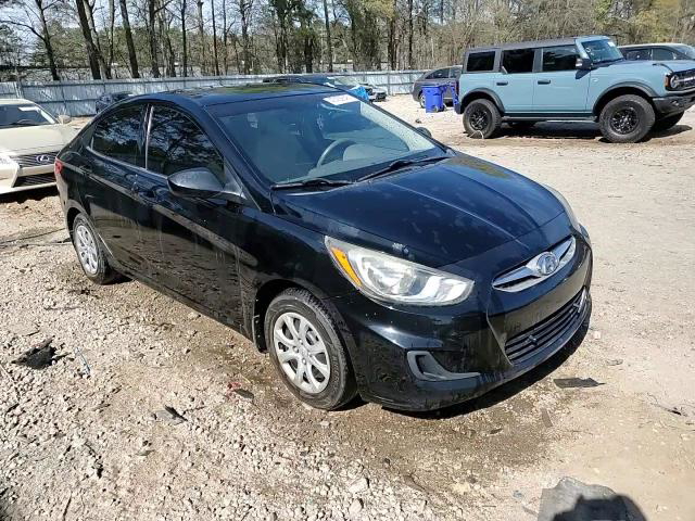 Hyundai Accent 2012
