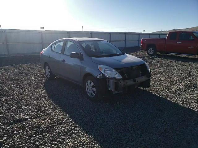 Nissan Versa 2014