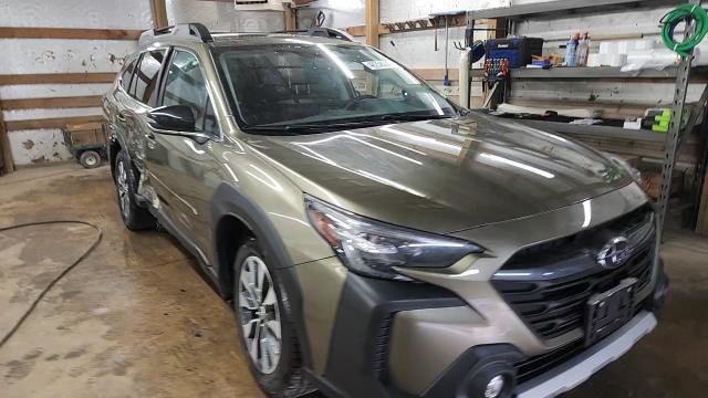 Subaru Outback 2024