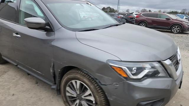 Nissan Pathfinder 2017
