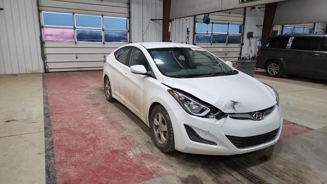 Hyundai Elantra 2015