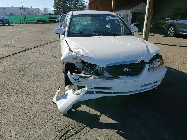 Hyundai Elantra 2004