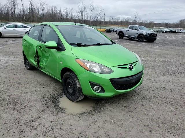 Mazda 2 2012
