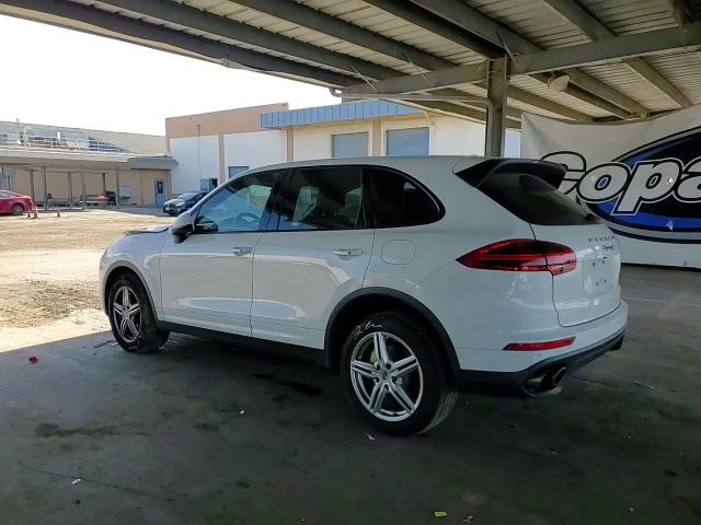 Porsche Cayenne 2016