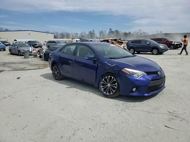 Toyota Corolla 2015