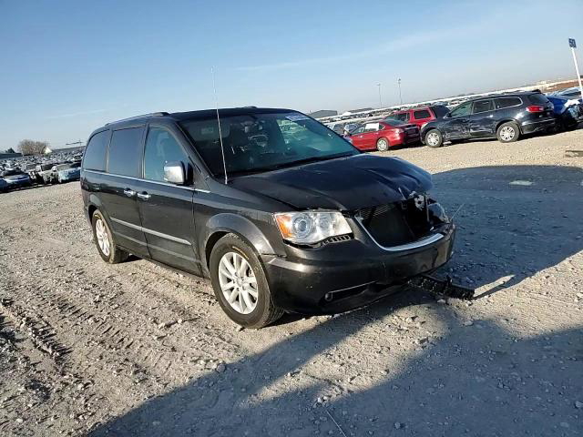 Chrysler Voyager 2015