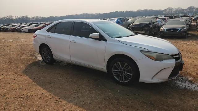 Toyota Camry 2016