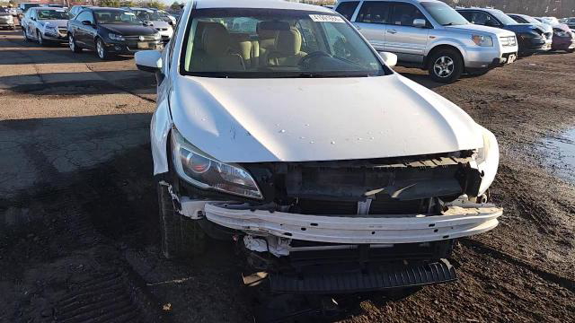 Subaru Legacy 2015