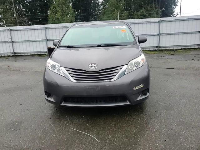 Toyota Sienna 2016