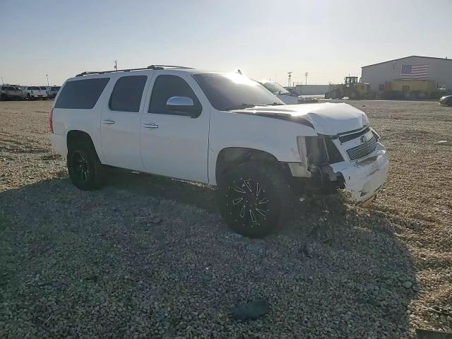 Chevrolet Suburban 2012