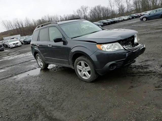 Subaru Forester 2010