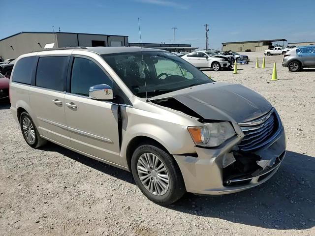 Chrysler Voyager 2013