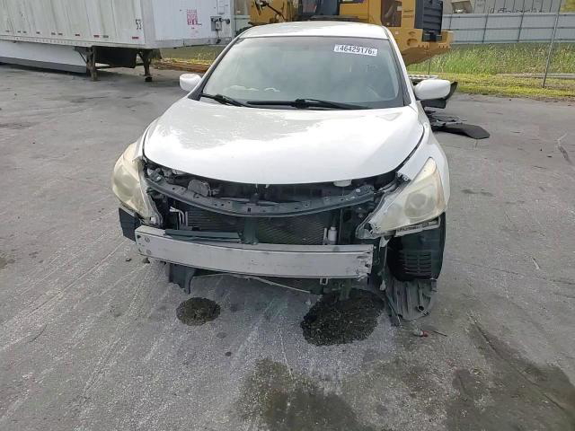Nissan Altima 2013