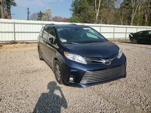 Toyota Sienna 2018