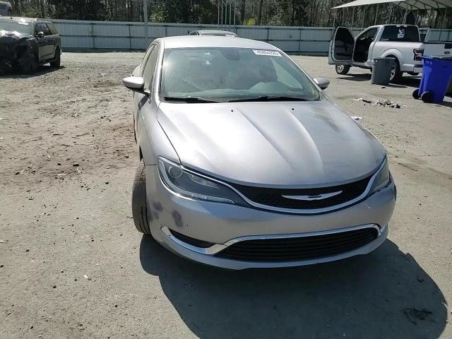 Chrysler 200 2015