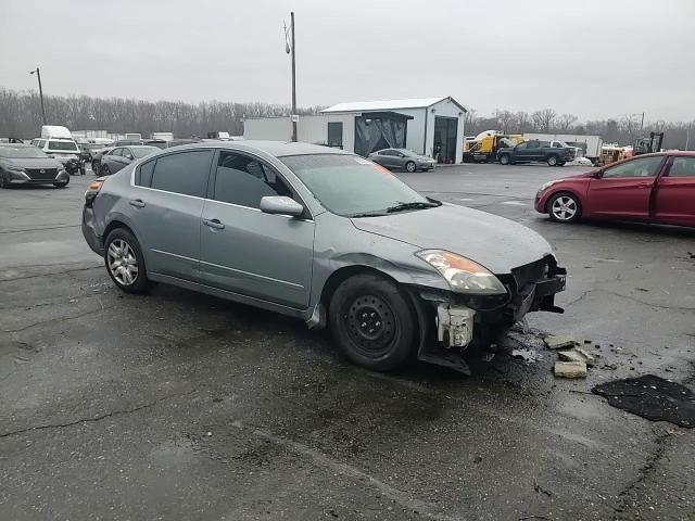 Nissan Altima 2009