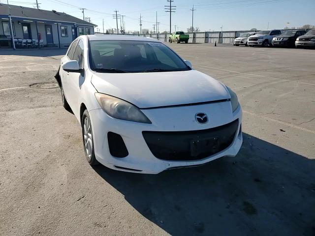 Mazda 3 2013