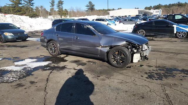 Infiniti G 2013