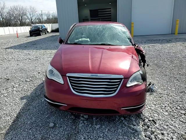Chrysler 200 2012